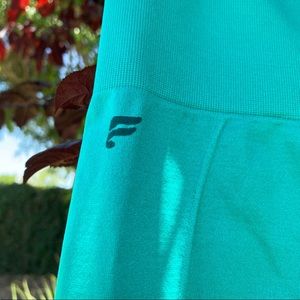Fabletics crop leggings small (Green)